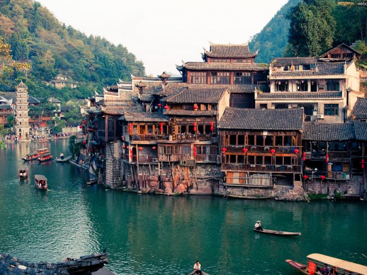 HÀ NỘI – NAM NINH-TRƯƠNG GIA GIỚI - PHƯỢNG HOÀNG CỔ TRẤN – TRẤN PHÙ DUNG